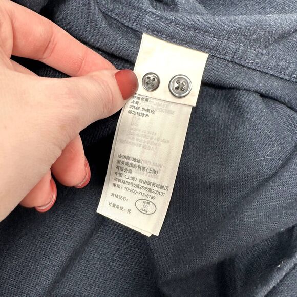 Abercrombie & Fitch Men's Navy Casual Button Down Shirt - Picture 8 of 9